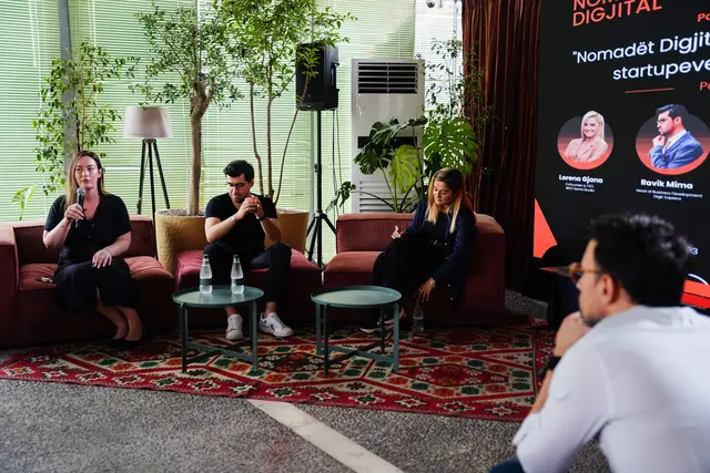 Panel and audience at the Digital Nomads Summit in Tirana (photo DN-01)